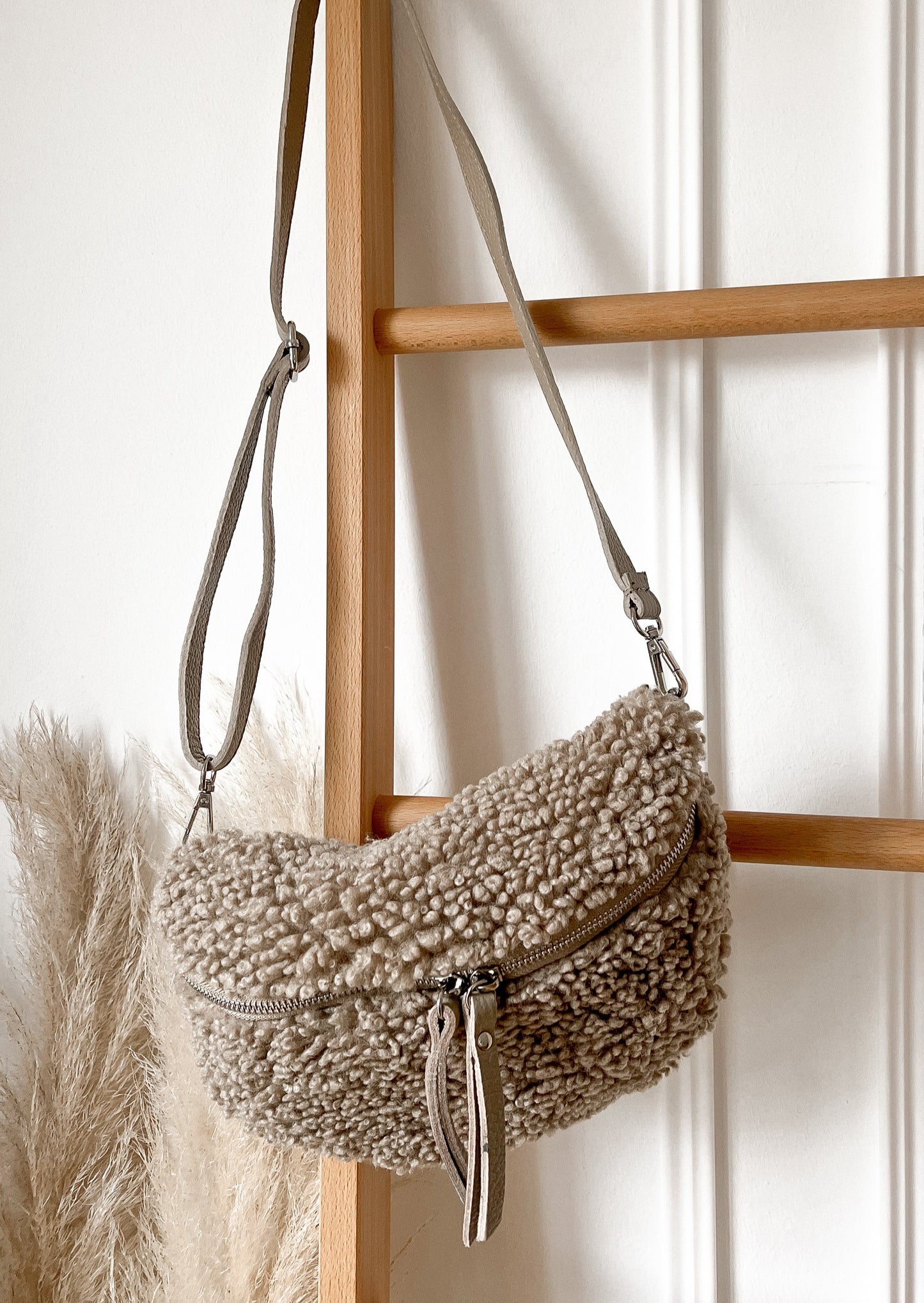 TEDDY BODYBAG- taupe