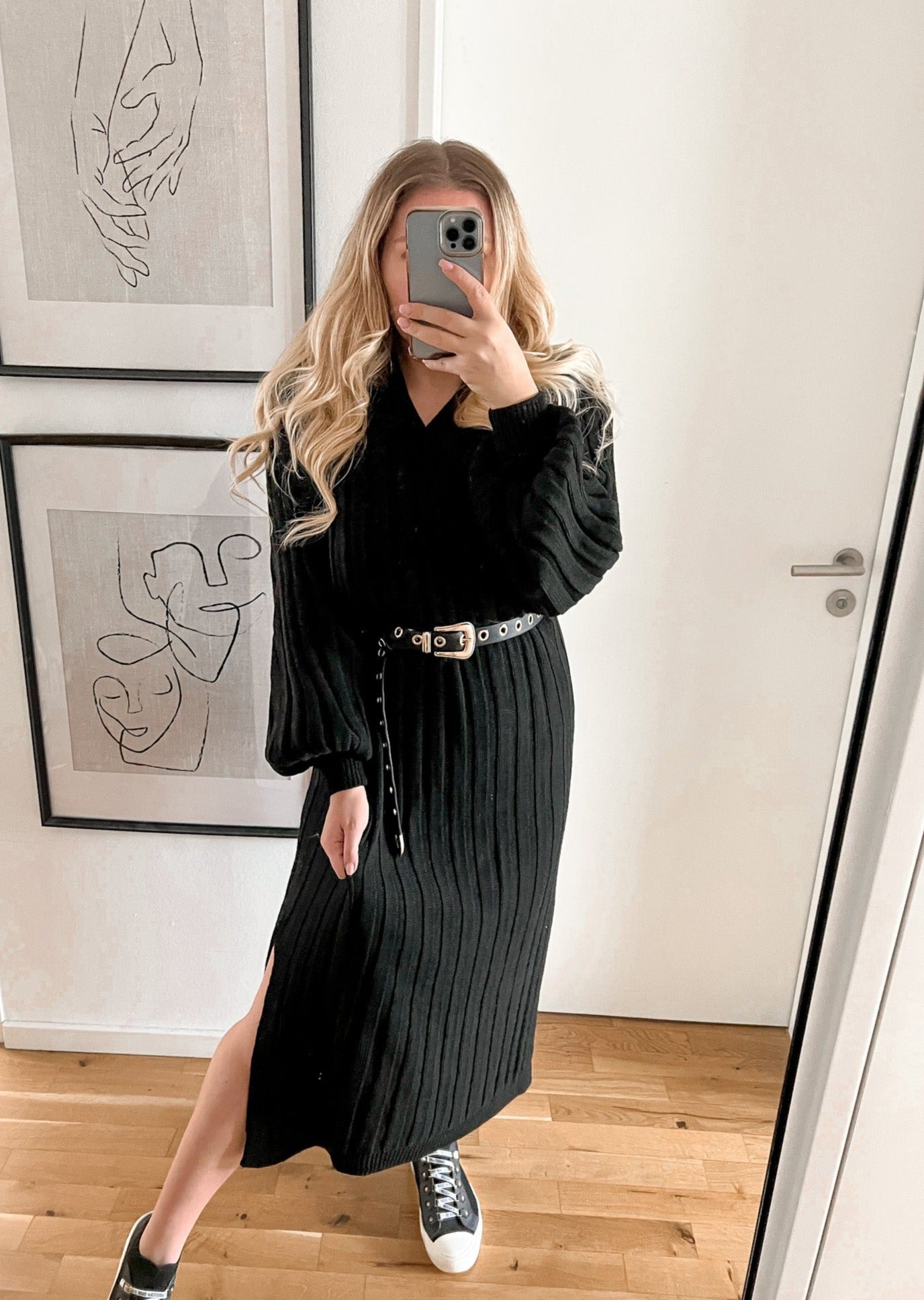 LANGES V STRICKKLEID- schwarz