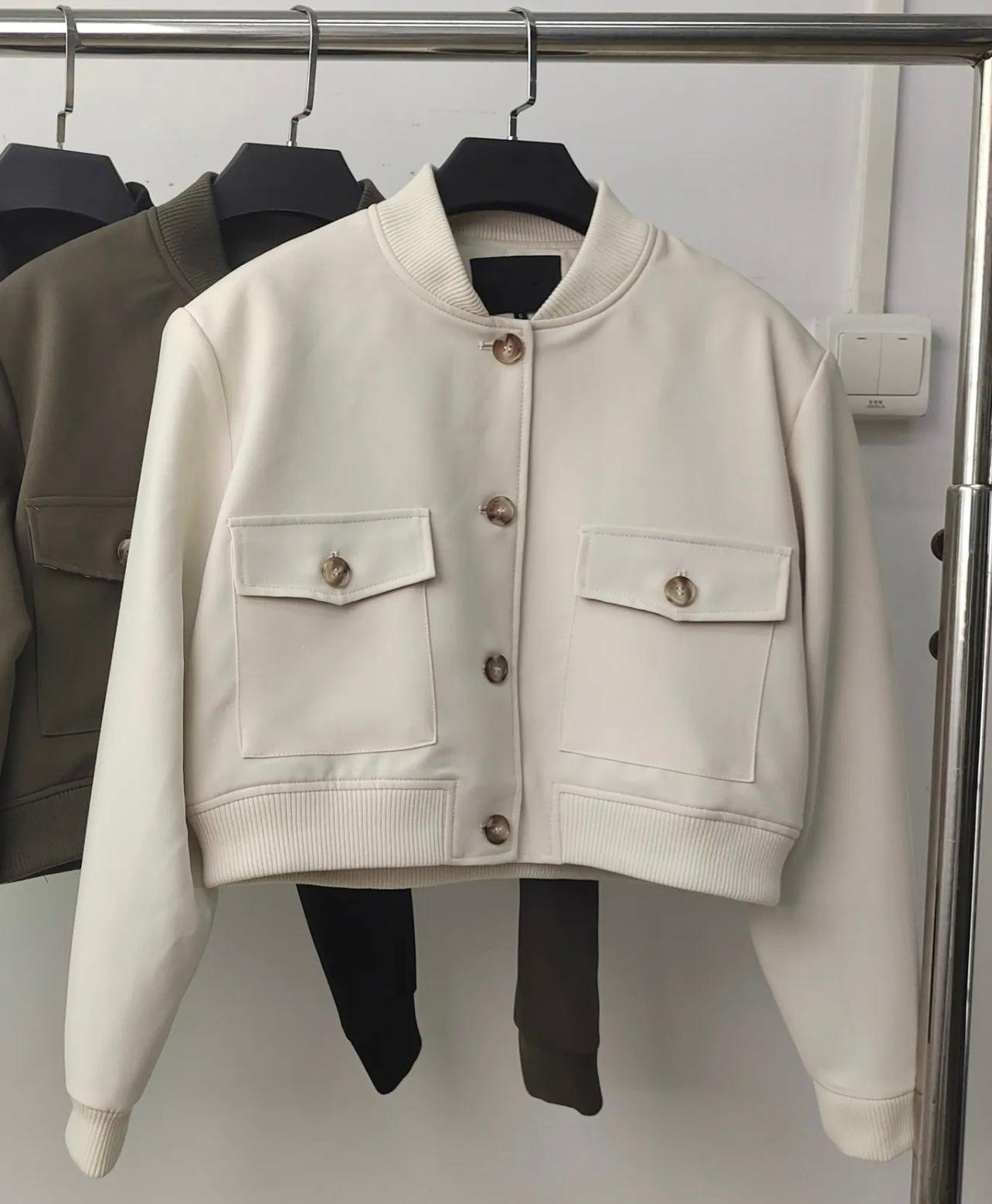 CREME JACKET