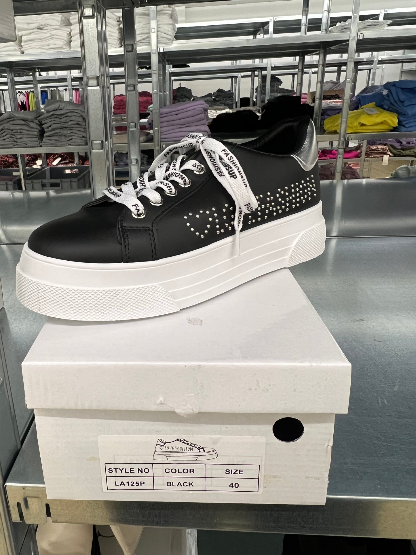 LA125P black Gr. 40