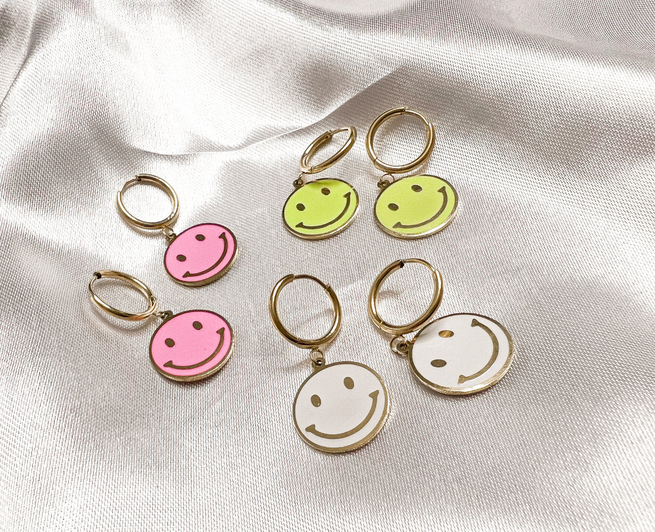 SMILEY OHRRINGE- versch. Farben