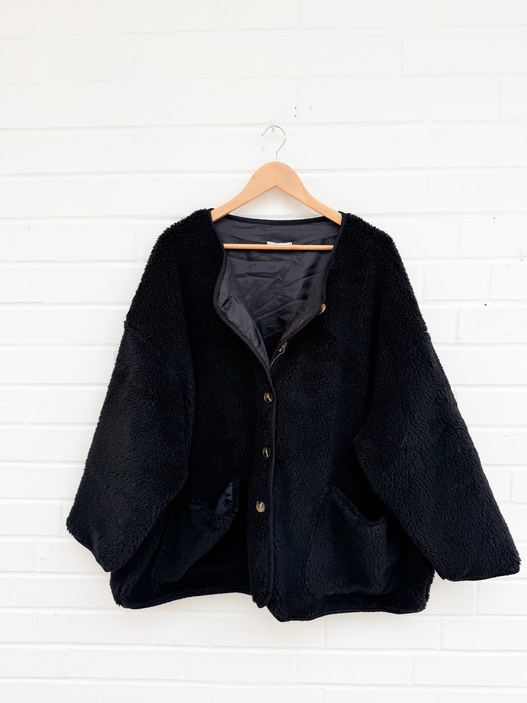 ULTRA OVERSIZE TEDDY JACKE - schwarz