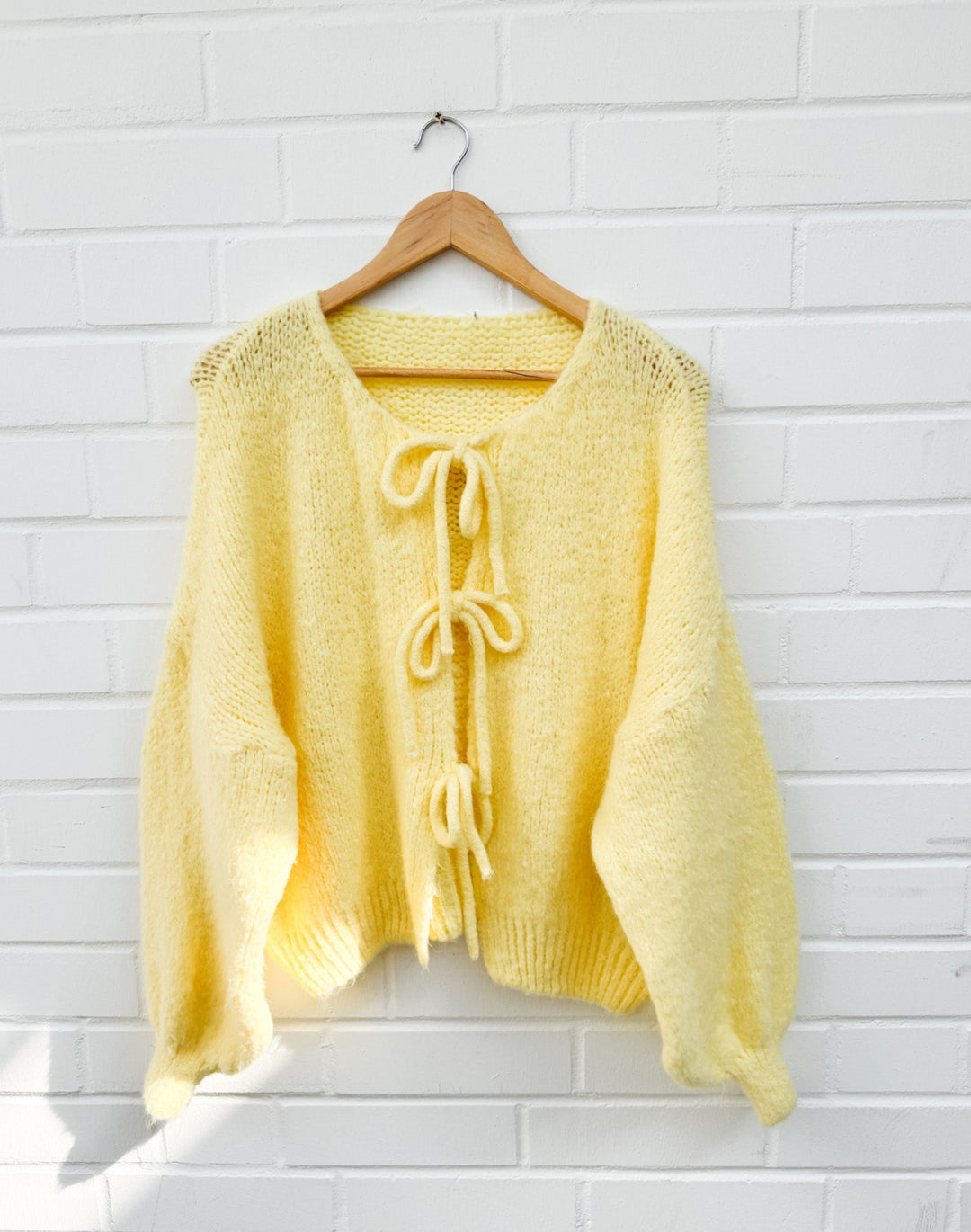 SCHLEIFEN STRICKJACKE - gelb