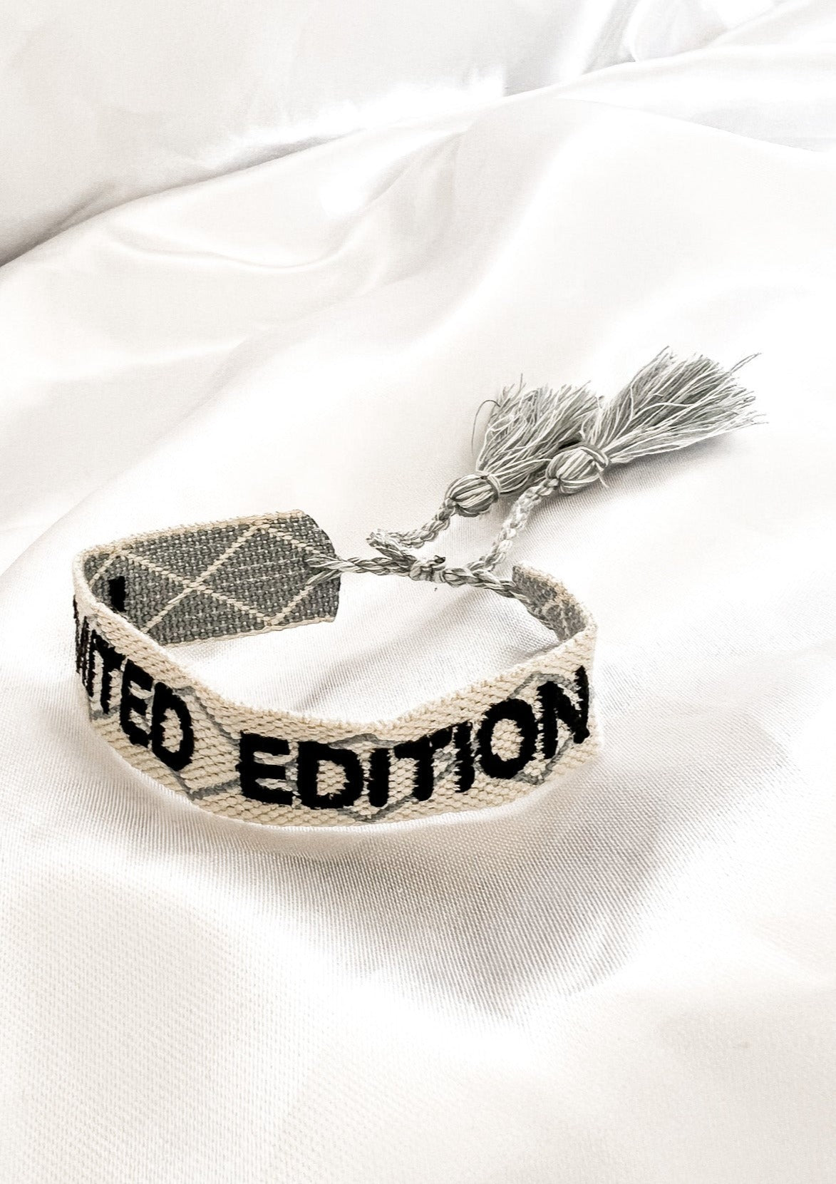 LIMITED EDITION- beige/blue