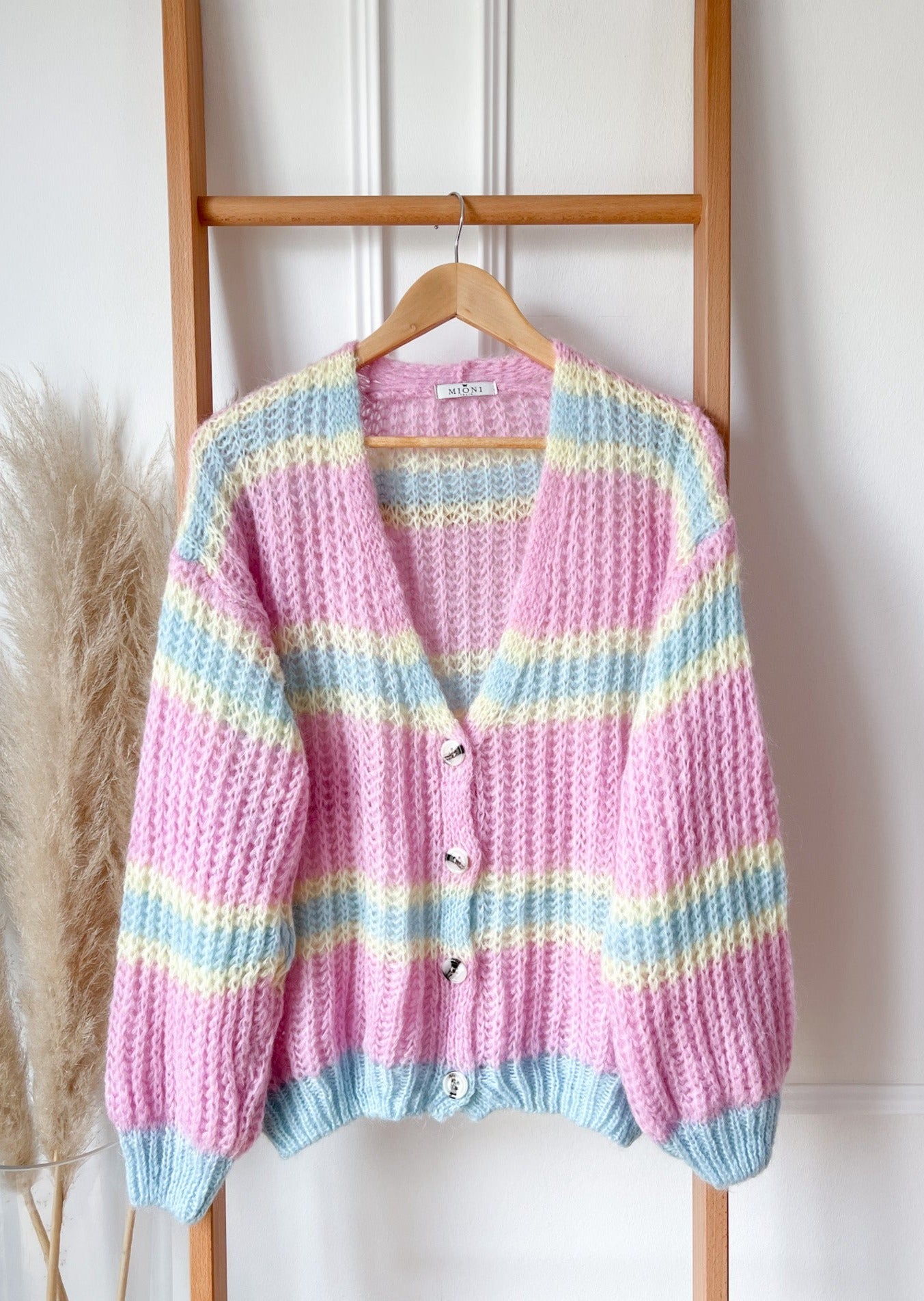 BABYBOOMER STRICKJACKE
