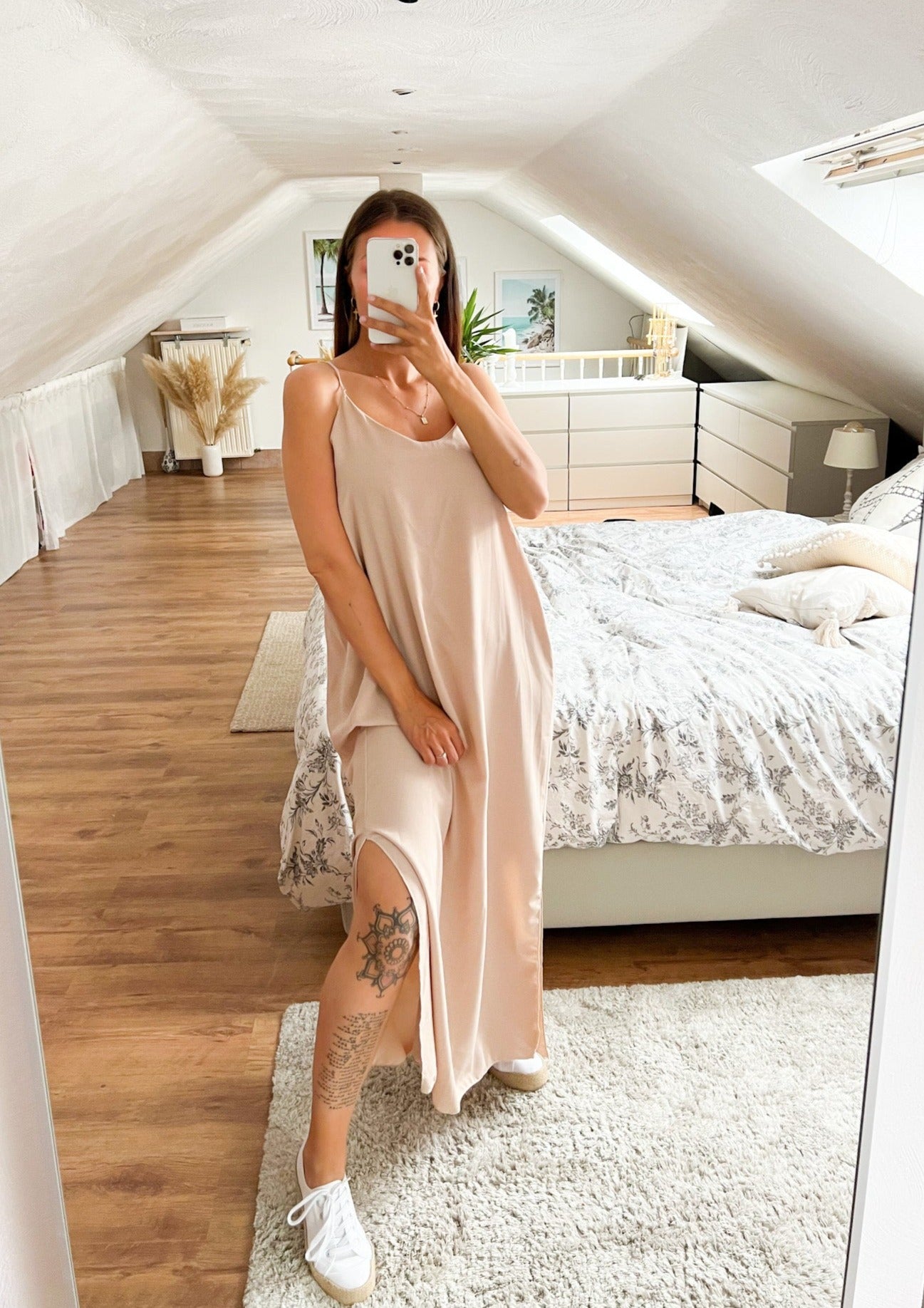 LANGES SOMMERKLEID- NUR NOCH HELLBLAU & LILA