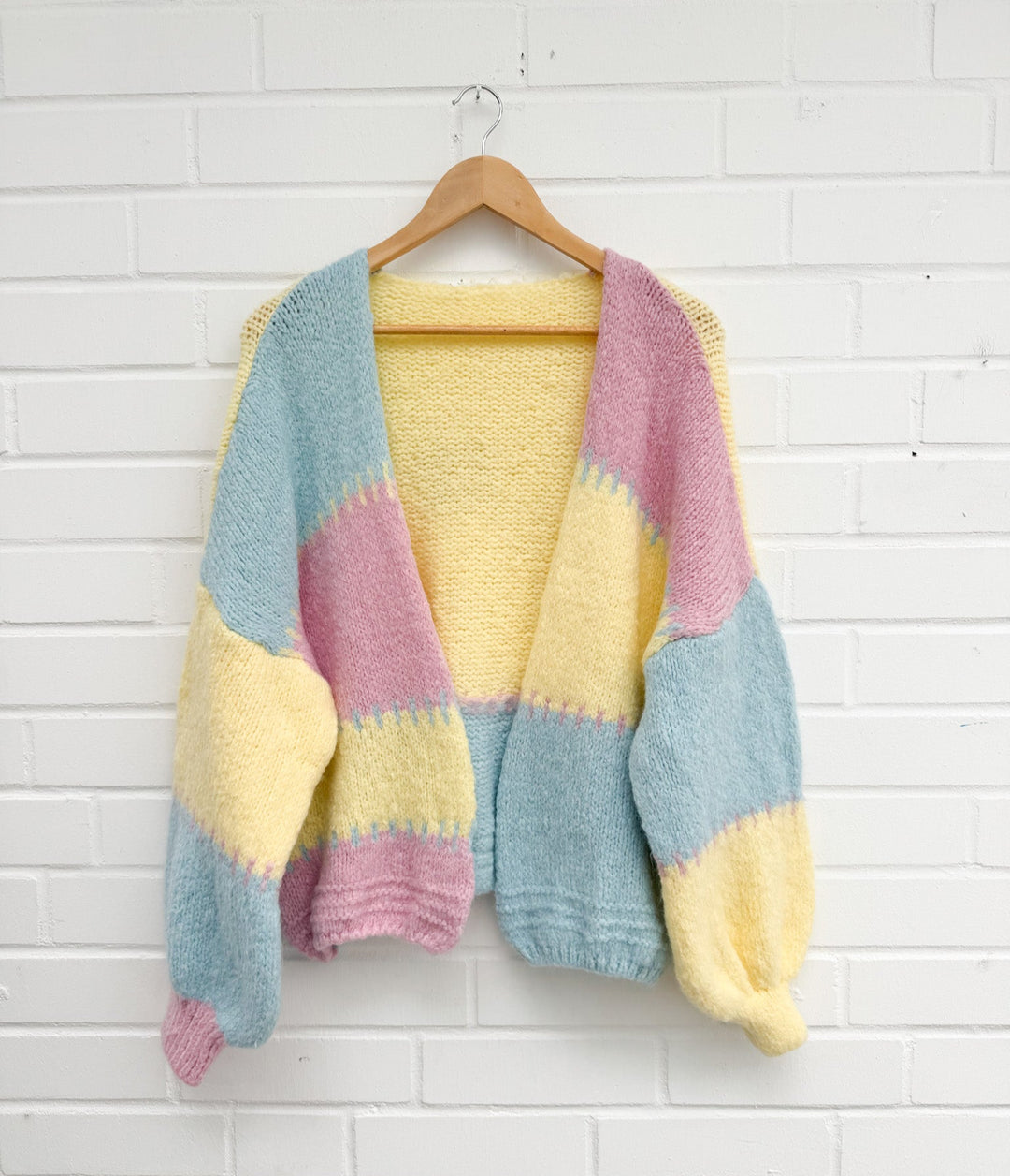 COLOR BUBBLEGUM CARDIGAN