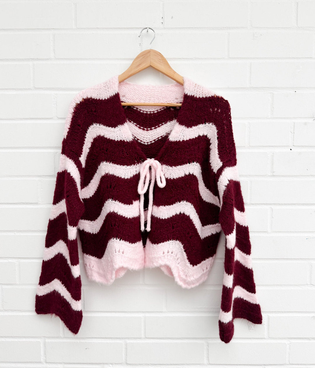 WAVE SCHLEIFEN STRICKJACKE - bordeaux rosa
