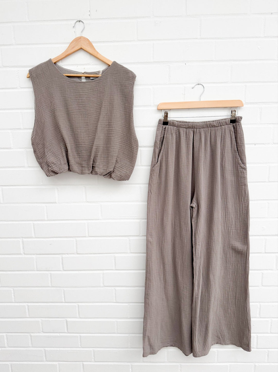 CROP MUSSELIN ZWEITEILER - taupe