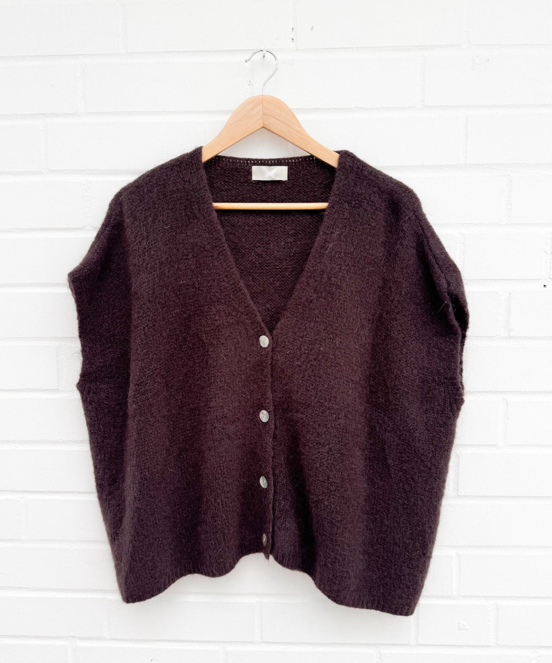 OVERSIZE KURZARM BASIC STRICKJACKE - braun
