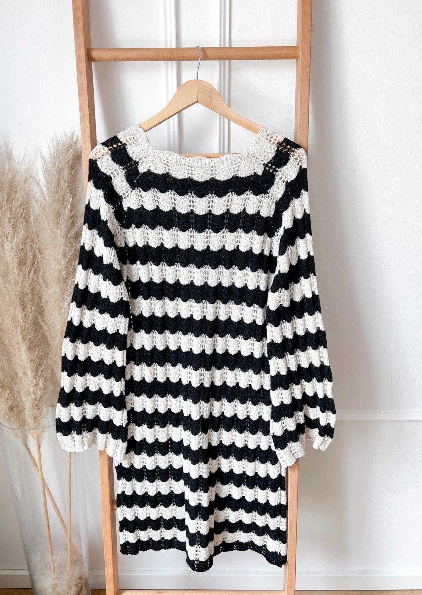 STREIFEN LONGPULLOVER- schwarz