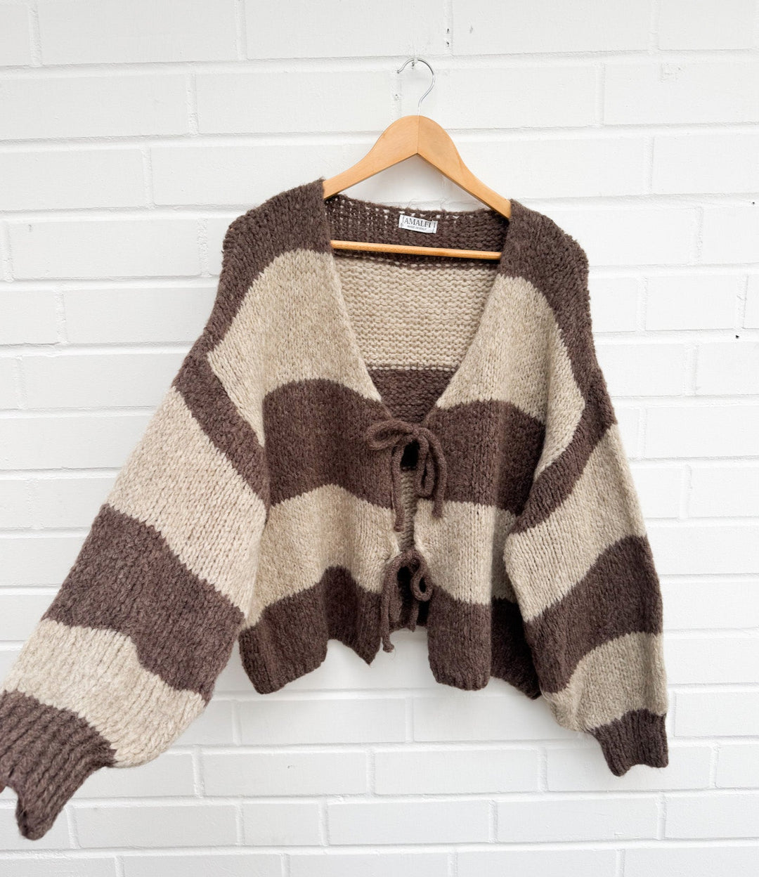 STREIFEN SCHLEIFEN STRICKJACKE - braun
