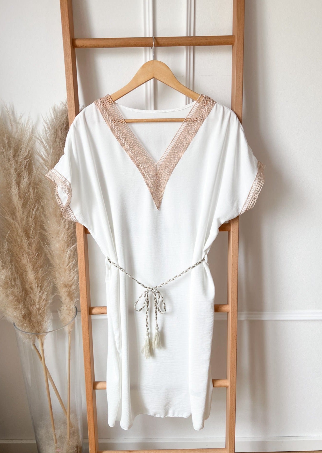 WHITE BOHO SOMMERKLEID- verschiedene Farben