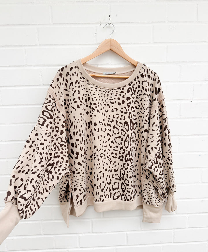 OVERSIZE SWEATSHIRT LEO MARLA - versch. Farben