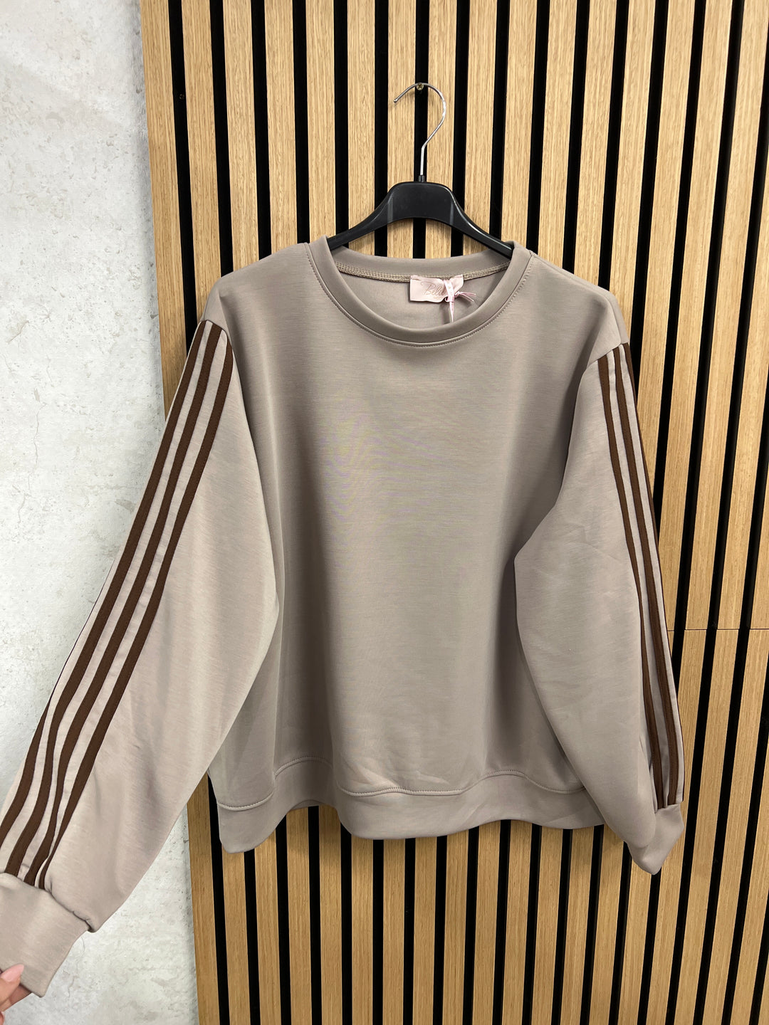 OVERSIZE SWEATSHIRT mit seitlichen Streifen - taupe