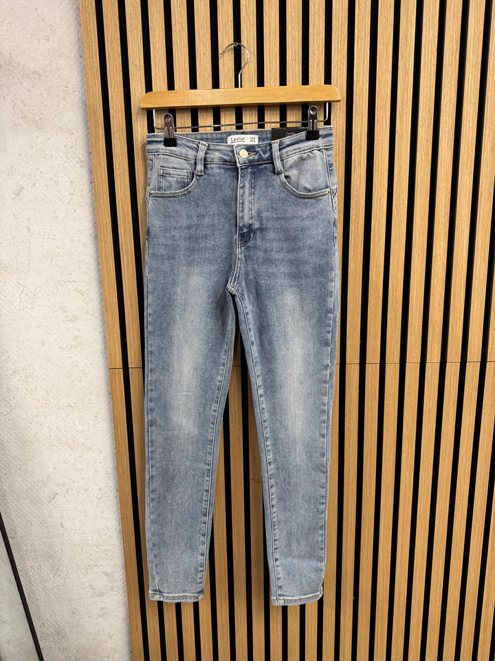 SKINNY PUSH UP JEANS