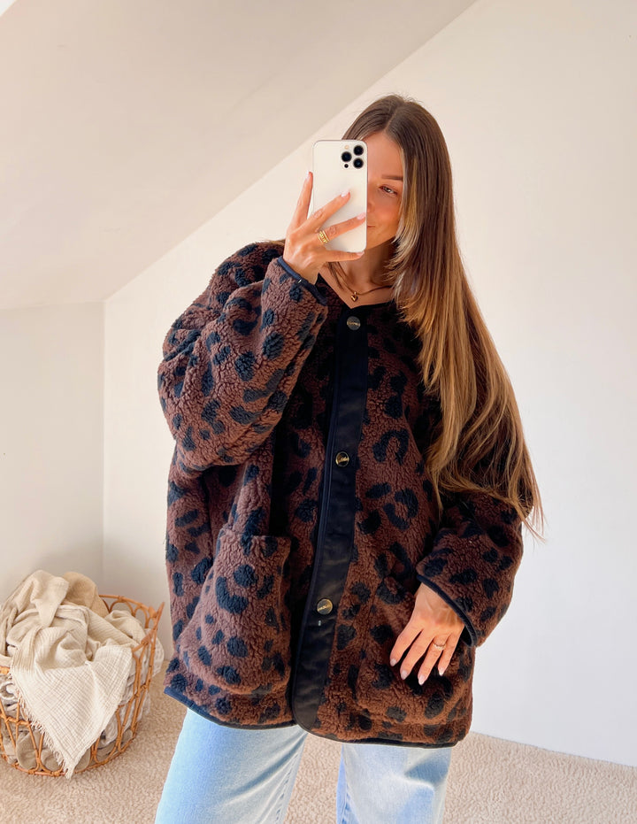 ULTRA OVERSIZE LEO TEDDY JACKE - braun
