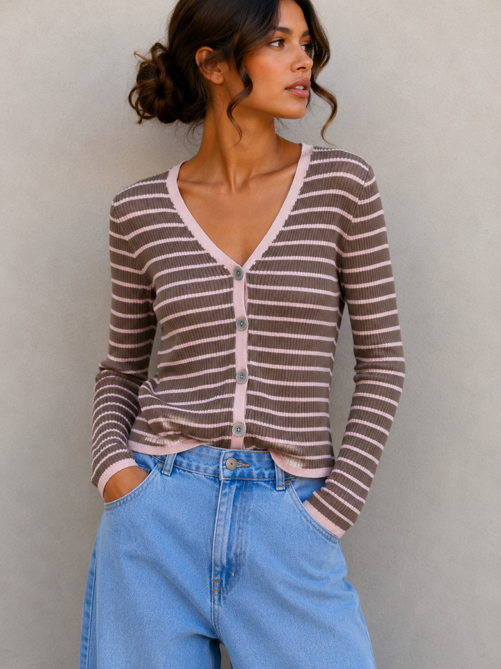 SCHMALE STRICKJACKE LUNA - versch. Farben