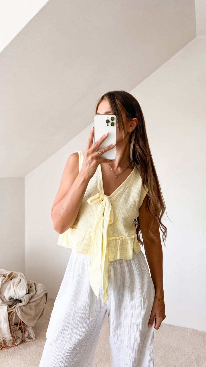 SMALL CUTE MUSSELIN BLUSE MIT SCHLEIFE - ver. FARBEN