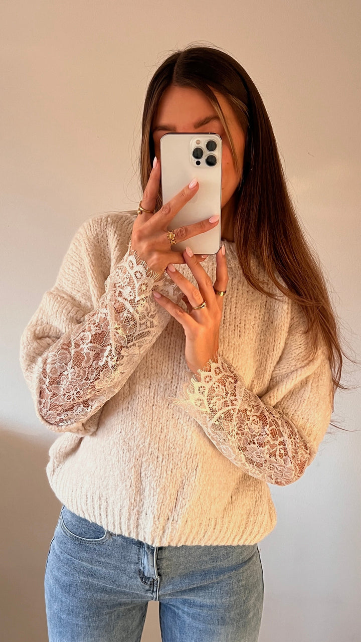 KURZARM PULLOVER mit Spitze - versch. Farben