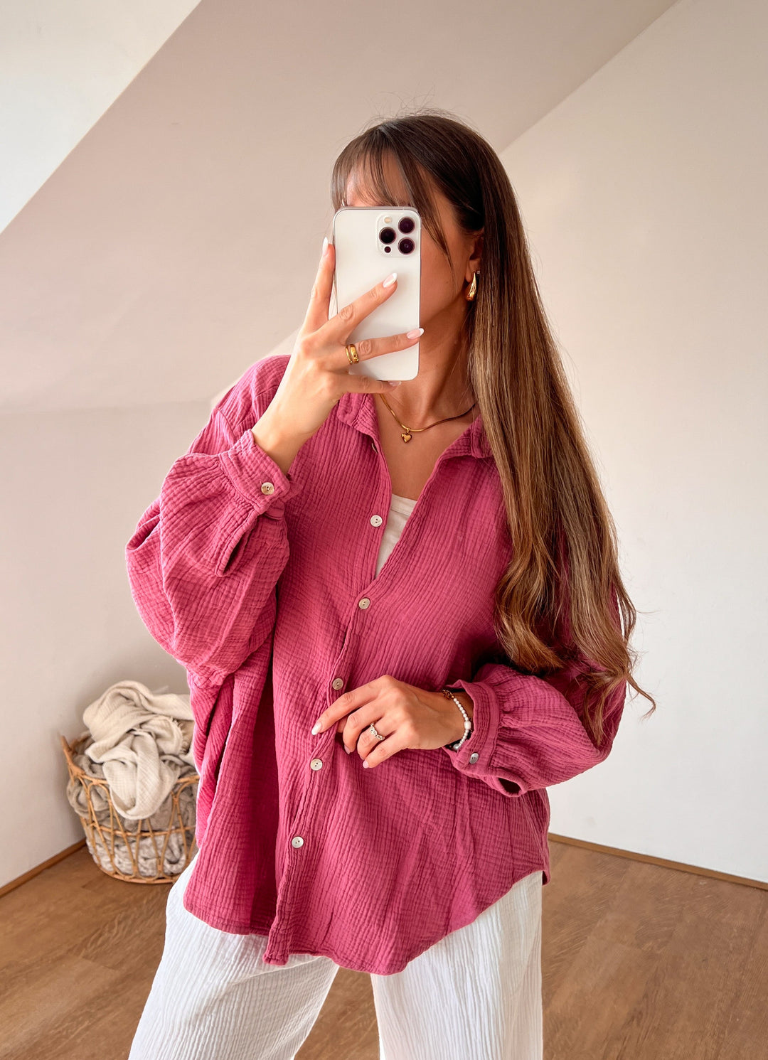 OVERSIZE MUSSELIN BLUSE - himbeere