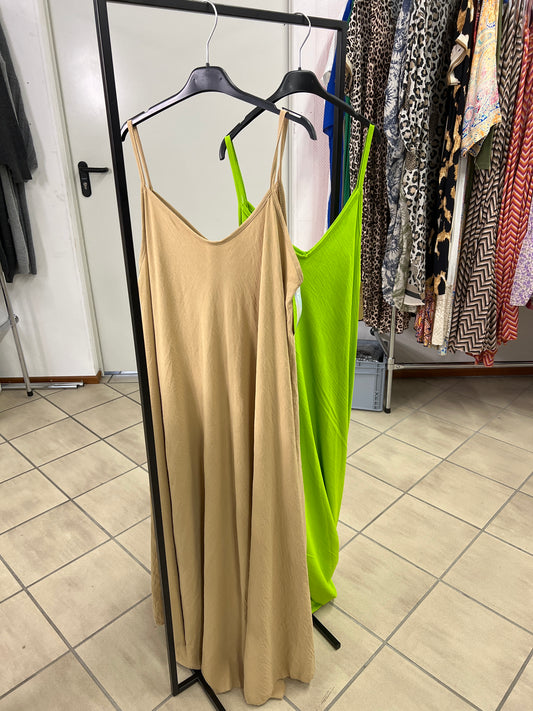 LANGES MAXI TRÄGERKLEID - Versch. Farben