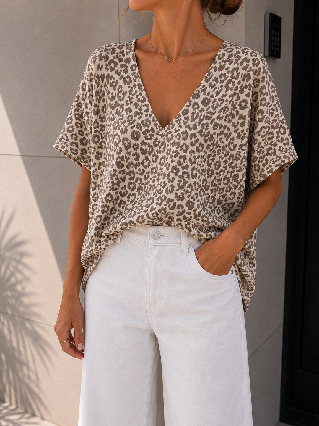 VISKOSE LEO T-SHIRT -  Grau