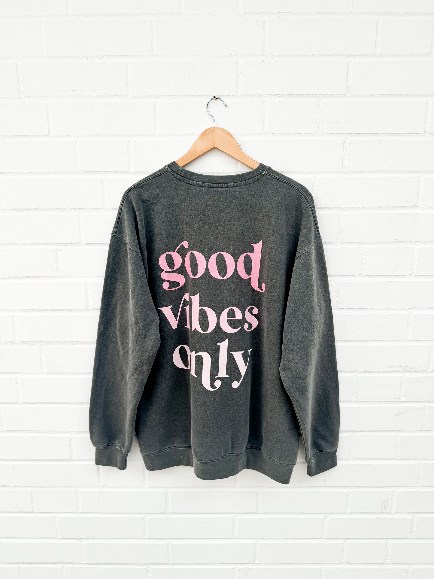 GOOD VIBES ONLY SWEATER - dunkelgrau