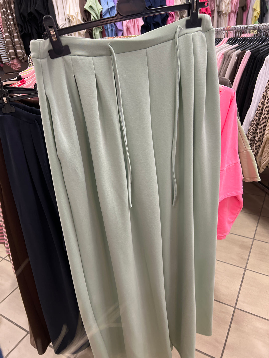 WEITE HOSE MARION - Versch. Farben