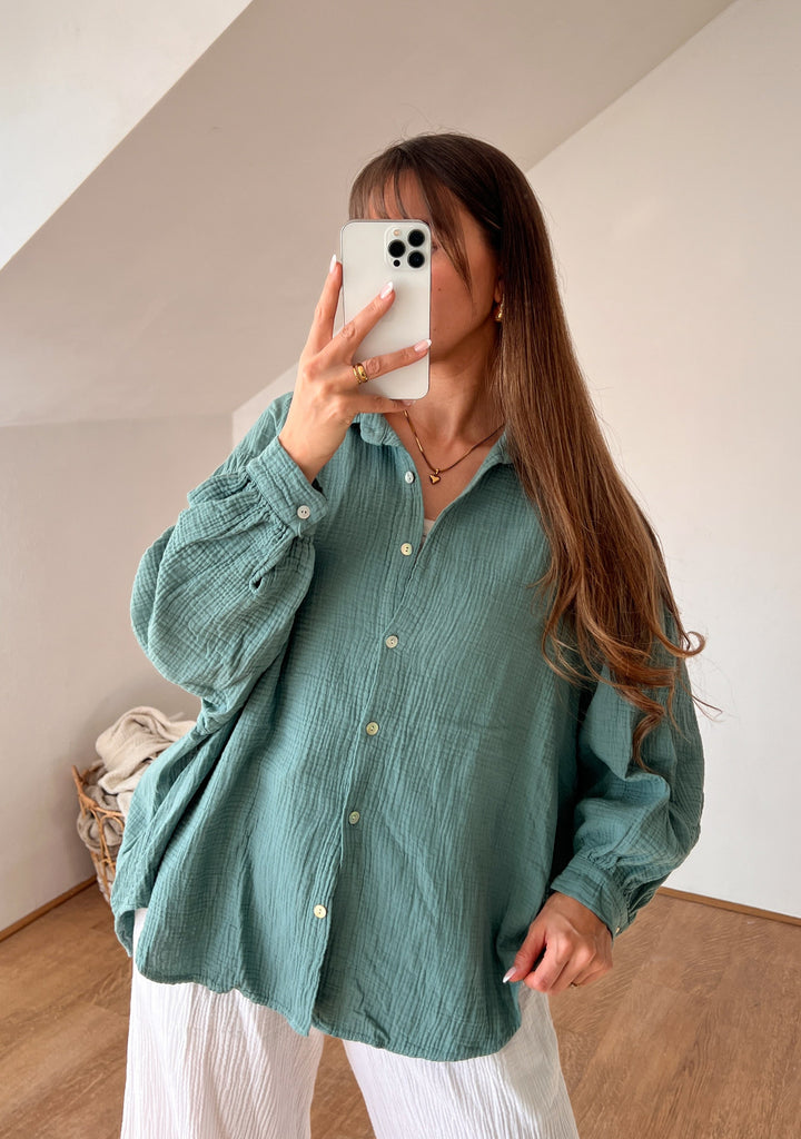 OVERSIZE MUSSELIN BLUSE - Salbei