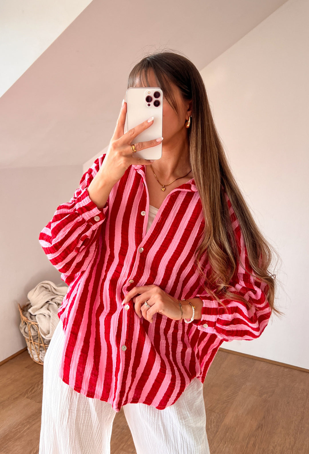 OVERSIZE GESTREIFTE MUSSELIN BLUSE - pink/rot