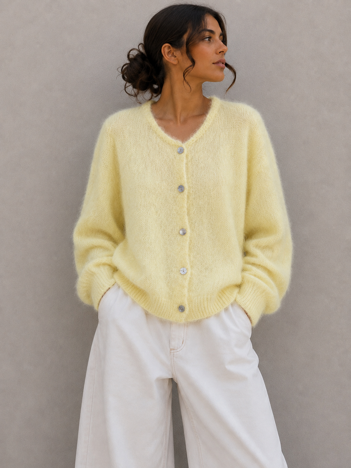 LUXURY STRICKJACKE BELL - versch. Farben