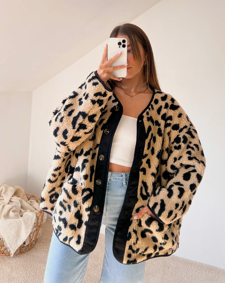 ULTRA OVERSIZE LEO TEDDY JACKE - beige