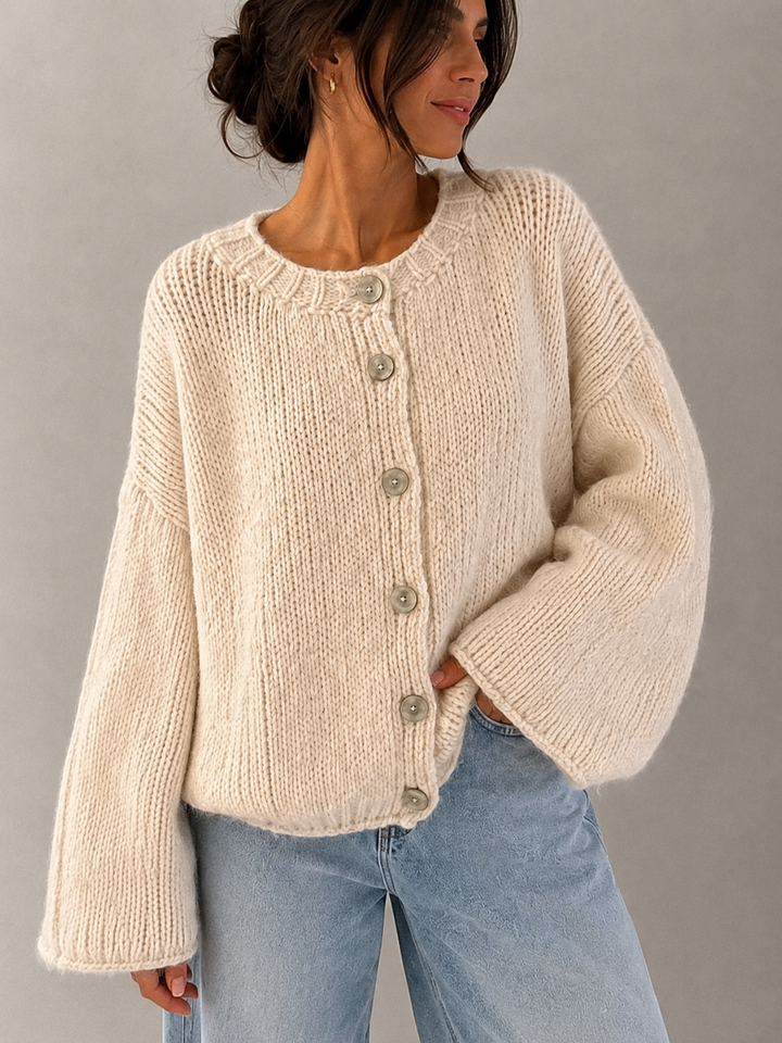 STRICKJACKE SOHO mit ausgestellten Arm - versch. Farben