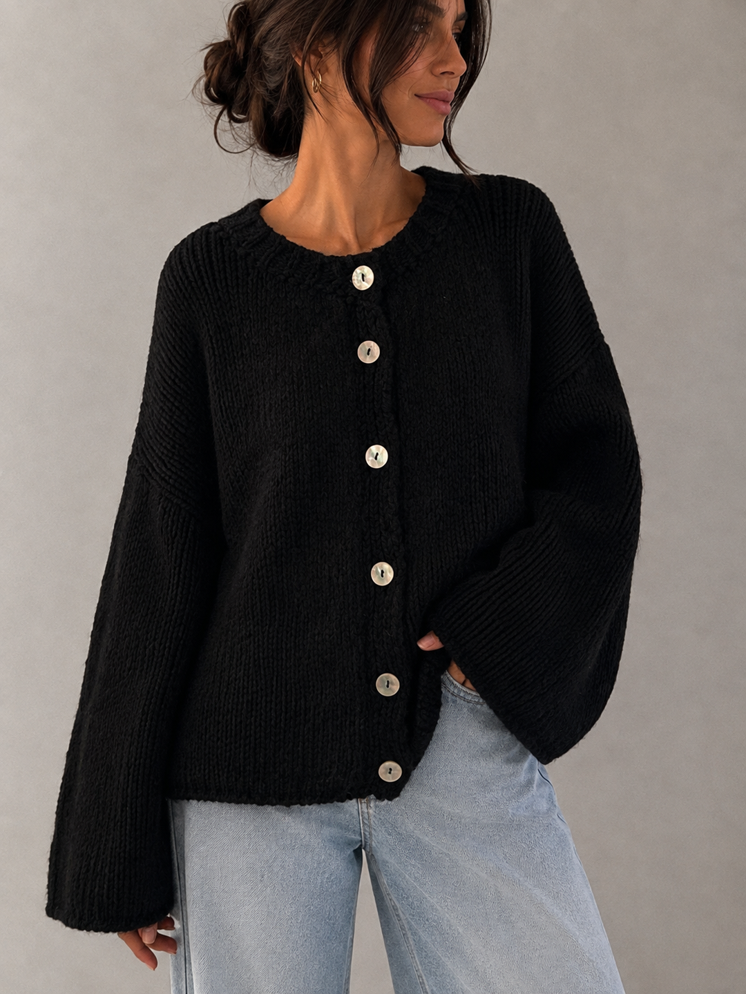 STRICKJACKE SOHO mit ausgestellten Arm - versch. Farben