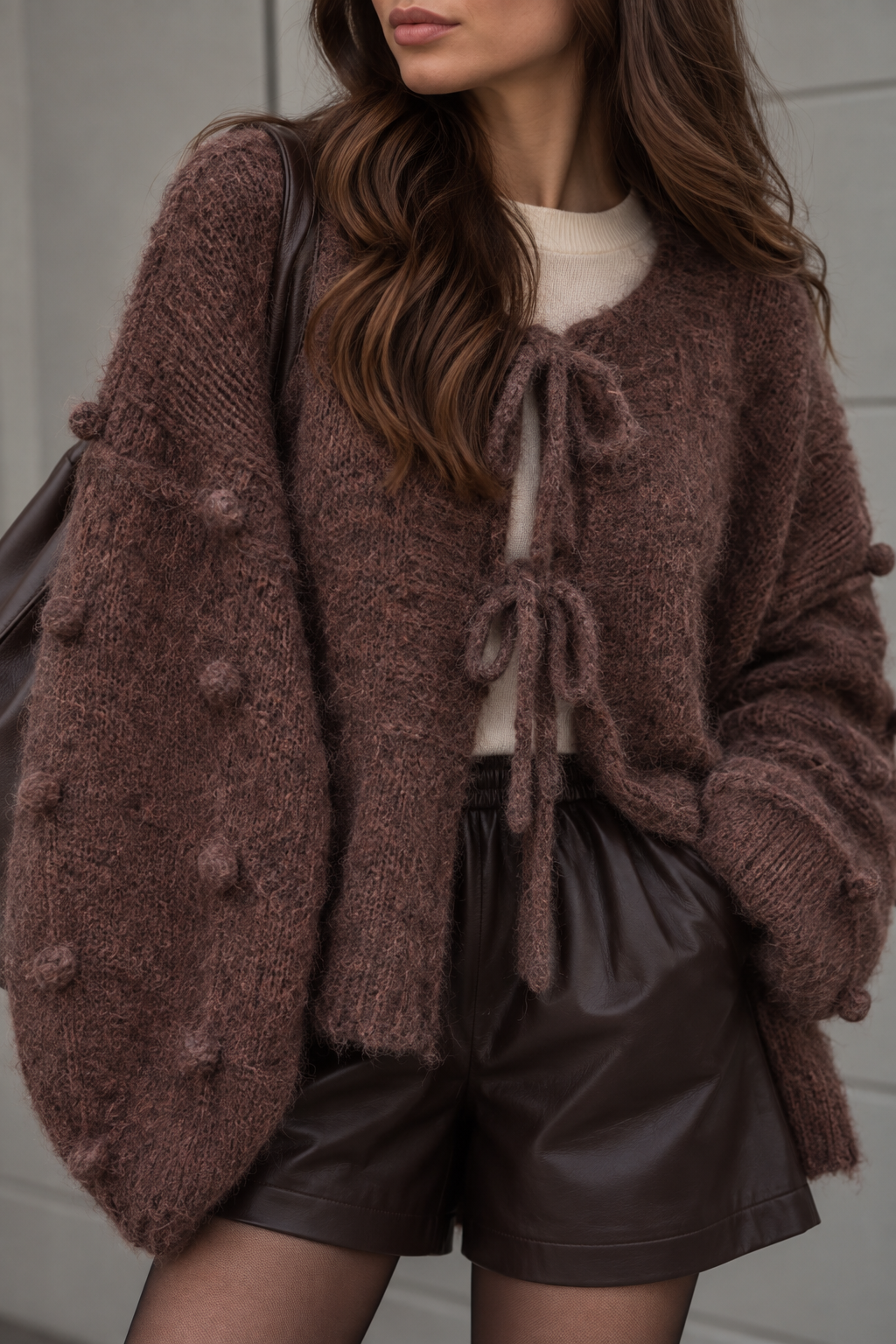 STRICKJACKE NESSA mit Schleifen - versch. Farben