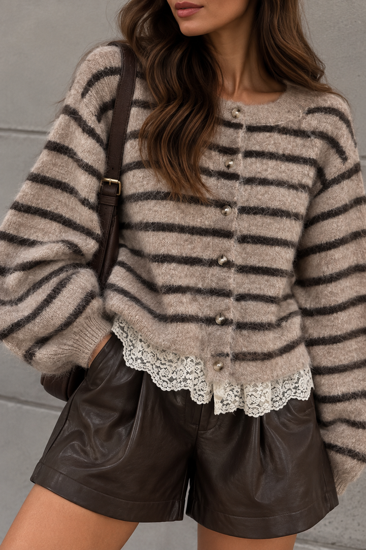 LACE STREIFEN STRICKJACKE - versch. Farben