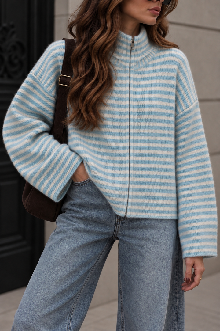 STREIFEN STRICKJACKE mit Reißverschluss - hellblau