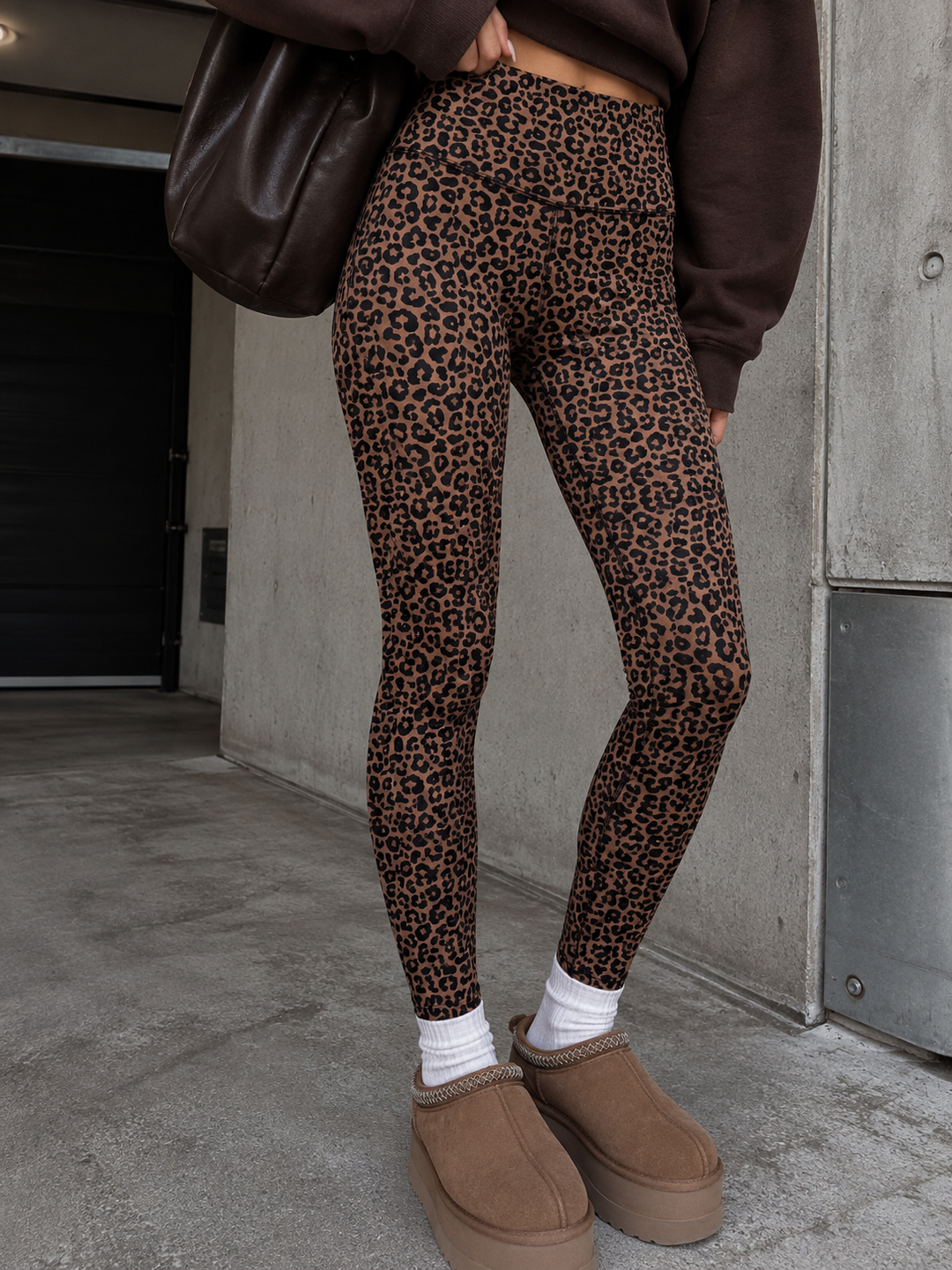 SHAPE LEO THERMO LEGGINGS - versch. Farben
