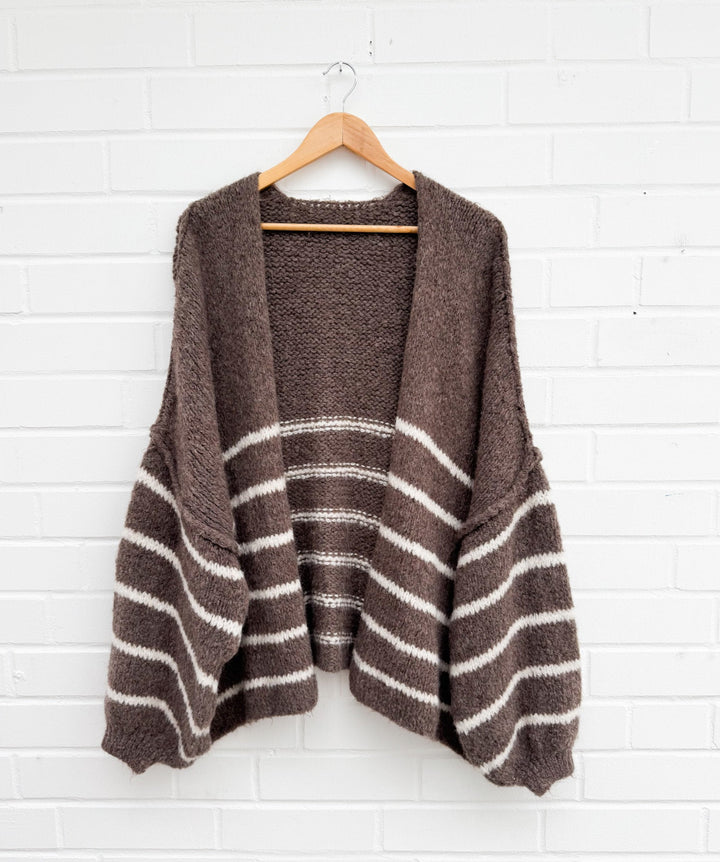 STREIFEN OVERSIZE STRICKJACKE MELLO - braun