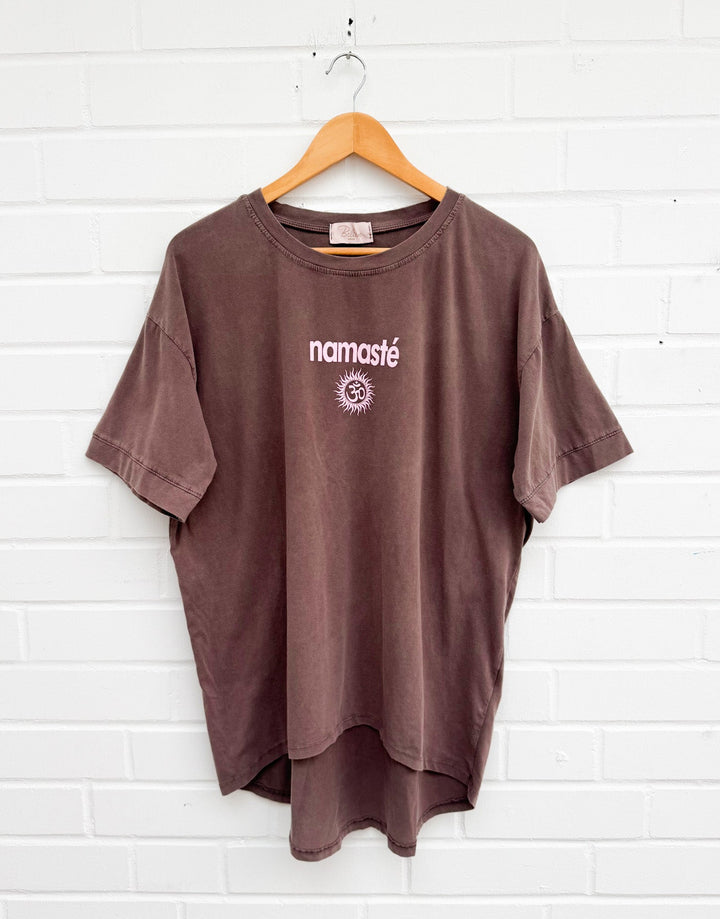OVERSIZE NAMASTE T-SHIRT - versch. Farben