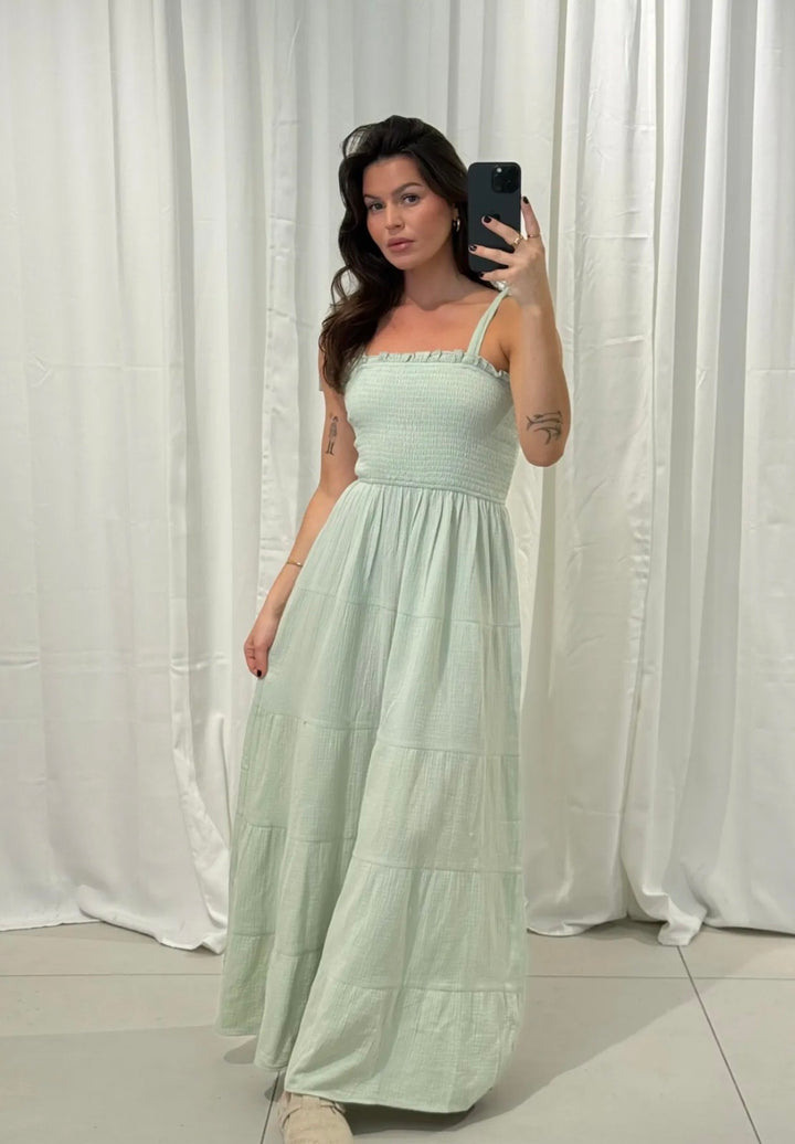 MUSSELIN MAXIKLEID - versch. Farben