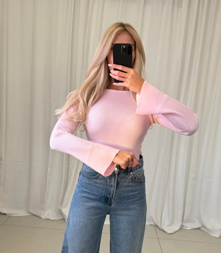 LEICHTER STRICKPULLOVER mit ausgestellten Arm - versch. Farben