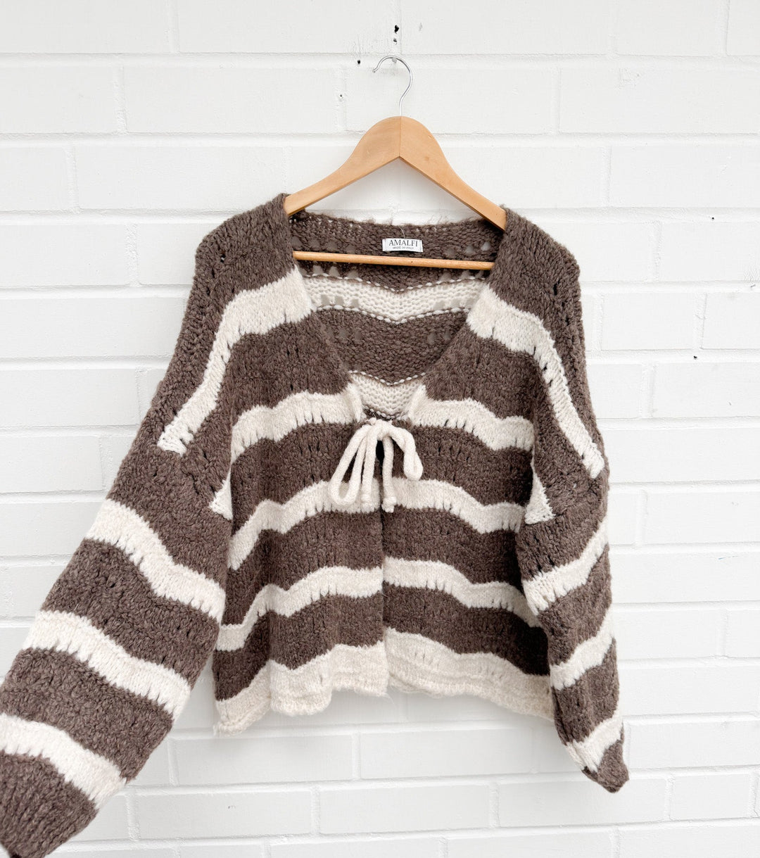 SCHLEIFEN STRICKJACKE mit Streifen - versch. Farben