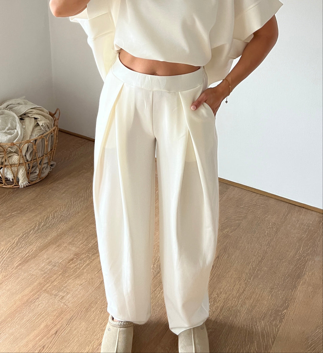 LOCKERE HOSE ANNABELL - versch. Farben