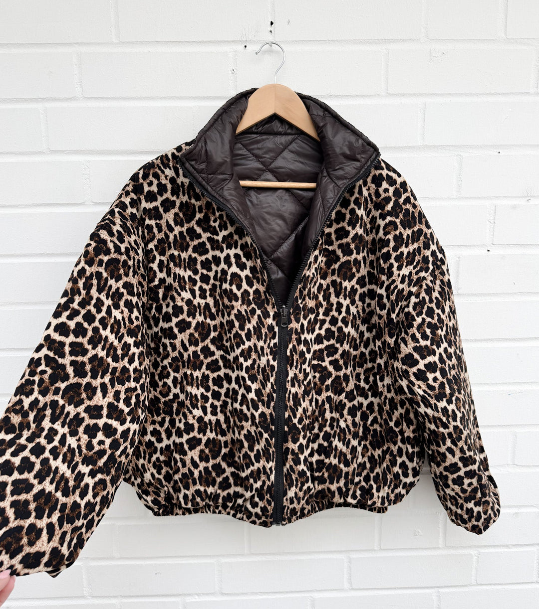 GESTEPPTE WENDEJACKE BROWN LEO - braun