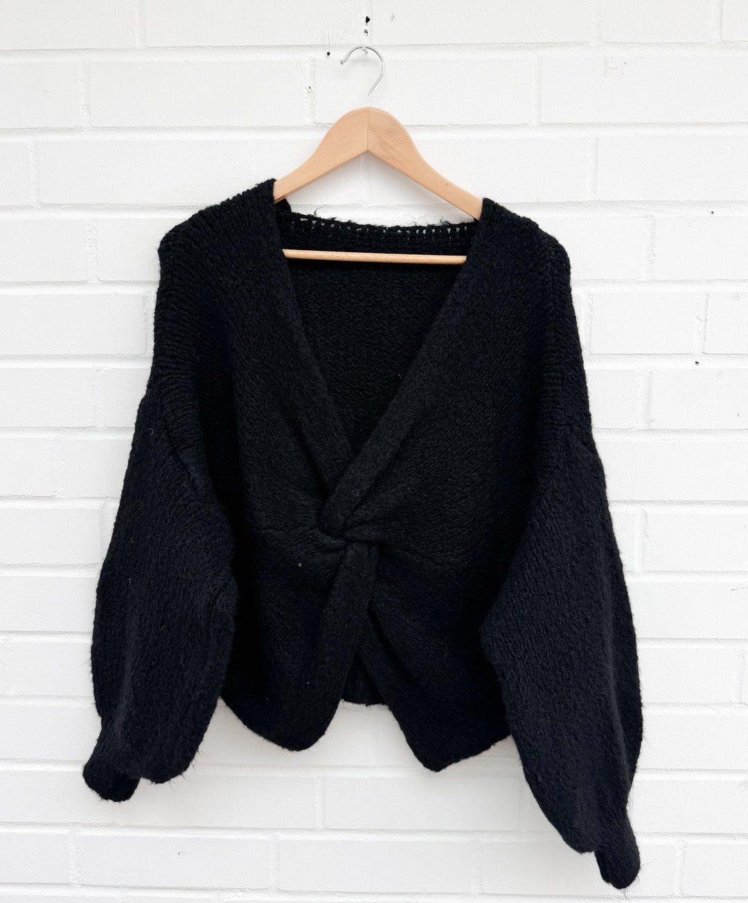 UNI KNOTEN STRICKPULLOVER - schwarz