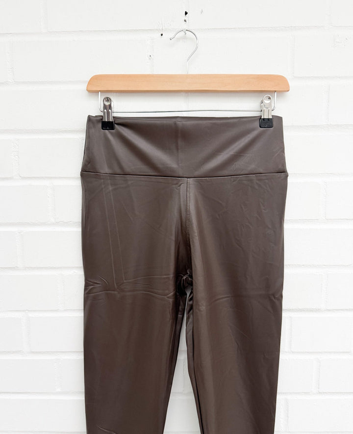 BASIC LEDEROPTIK LEGGINGS - dunkelbraun