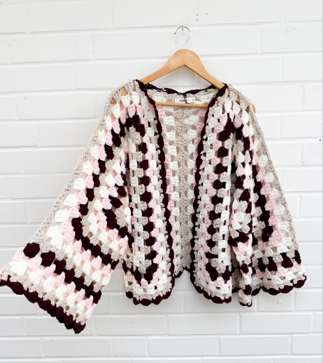 HANDMADE HÄKEL JACKE offen
