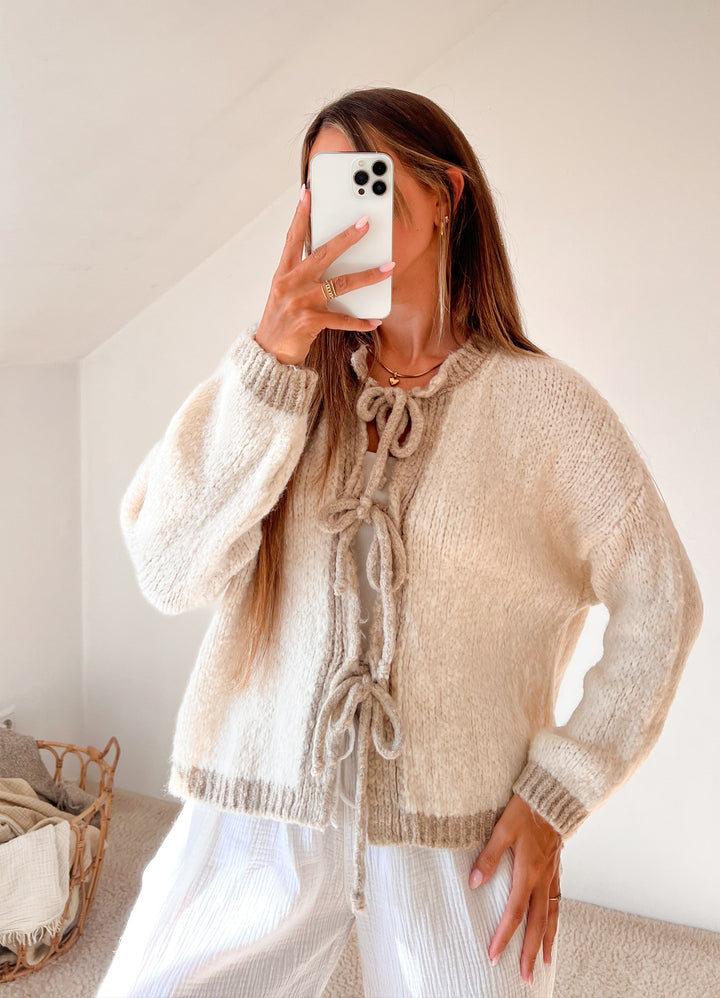 STRICKJACKE MIT SCHLEIFEN ELFI - beige